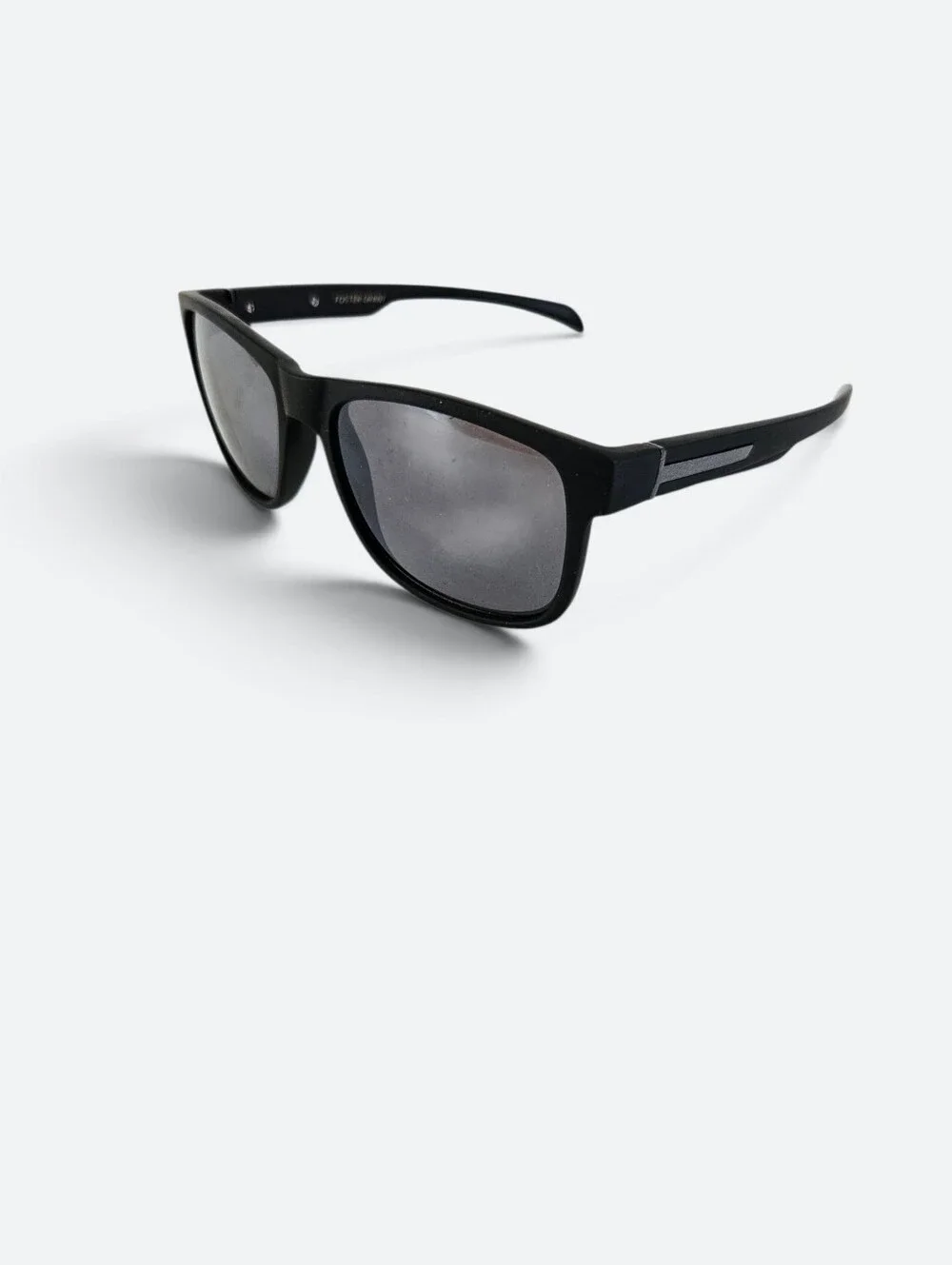 Foster Grant Rambler Wayfarer Square Frame Black Scratch Resistant Sunglasses